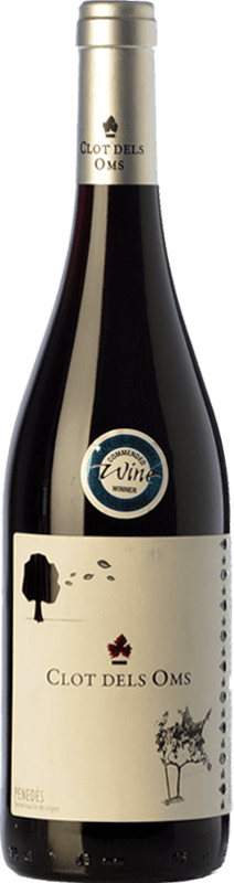 7,95 € 免费送货 | 红酒 Ca N'Estella Clot dels Oms Negre 年轻的 D.O. Penedès 加泰罗尼亚 西班牙 Merlot, Cabernet Sauvignon 瓶子 75 cl