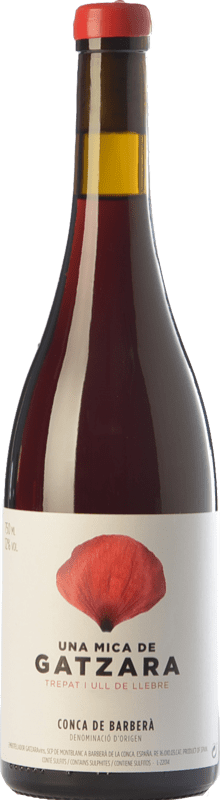 10,95 € Spedizione Gratuita | Vino rosso Gatzara Una Mica Giovane D.O. Conca de Barberà Catalogna Spagna Tempranillo, Trepat Bottiglia 75 cl