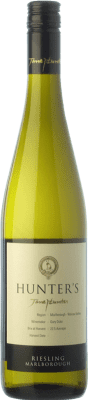 18,95 € Envío gratis | Vino blanco Hunter's I.G. Marlborough Marlborough Nueva Zelanda Riesling Botella 75 cl
