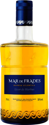 17,95 € Envio grátis | Licor de ervas Mar de Frades D.O. Orujo de Galicia Galiza Espanha Garrafa 70 cl