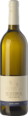 18,95 € Spedizione Gratuita | Vino bianco Muri-Gries D.O.C. Alto Adige Trentino-Alto Adige Italia Sylvaner Bottiglia 75 cl