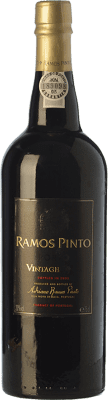 99,95 € 免费送货 | 强化酒 Ramos Pinto Vintage I.G. Porto 波尔图 葡萄牙 Touriga Nacional, Tinta Roriz, Tinta Barroca 瓶子 75 cl
