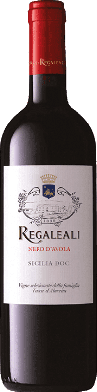 14,95 € Envio grátis | Vinho tinto Tasca d'Almerita Regaleali I.G.T. Terre Siciliane Sicília Itália Nero d'Avola Garrafa 75 cl