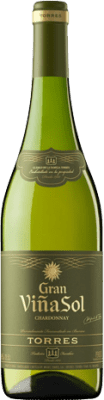 12,95 € Spedizione Gratuita | Vino bianco Torres Gran Viña Sol Crianza D.O. Penedès Catalogna Spagna Chardonnay, Parellada Bottiglia 75 cl