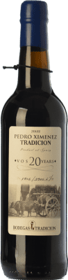 92,95 € Бесплатная доставка | Сладкое вино Tradición V.O.S. D.O. Manzanilla-Sanlúcar de Barrameda Андалусия Испания Pedro Ximénez 20 Лет бутылка 75 cl