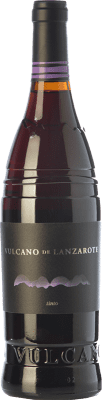 21,95 € Kostenloser Versand | Rotwein Vulcano Jung D.O. Lanzarote Kanarische Inseln Spanien Listán Schwarz Flasche 75 cl