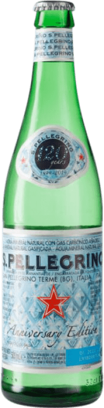 38,95 € Envio grátis | Caixa de 24 unidades Água San Pellegrino Frizzante Gas Sparkling Garrafa Medium 50 cl