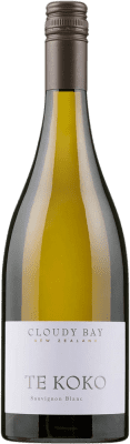 67,95 € Spedizione Gratuita | Vino bianco Cloudy Bay Te Koko I.G. Marlborough Marlborough Nuova Zelanda Sauvignon Bianca Bottiglia 75 cl
