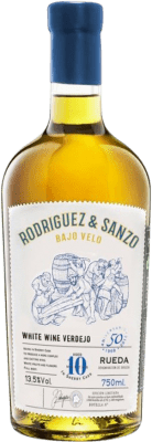 28,95 € 免费送货 | 白酒 Rodríguez & Sanzo Bajo Velo D.O. Rueda 卡斯蒂利亚莱昂 西班牙 Verdejo 瓶子 75 cl