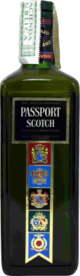 17,95 € Envío gratis | Whisky Blended Passport Scoth Estuche Gris Ejemplar Coleccionista Reino Unido Botella 75 cl