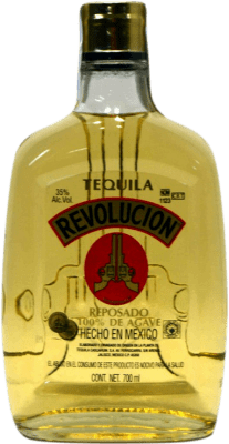24,95 € Бесплатная доставка | Текила Cascahuin Revolución Reposado Мексика бутылка 70 cl