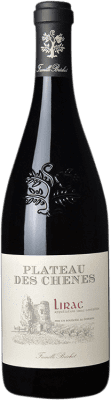 24,95 € 免费送货 | 红酒 Château de Vaudieu Famille Breche Plateau des Chênes A.O.C. Lirac 朗格多克 - 鲁西荣 法国 Syrah, Grenache 瓶子 75 cl