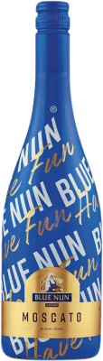12,95 € Бесплатная доставка | Белое вино Langguth Blue Nun Германия Muscat бутылка 75 cl