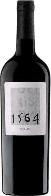 10,95 € 免费送货 | 红酒 Sierra Norte 1564 I.G.P. Vino de la Tierra de Castilla 卡斯蒂利亚 - 拉曼恰 西班牙 Syrah 瓶子 75 cl