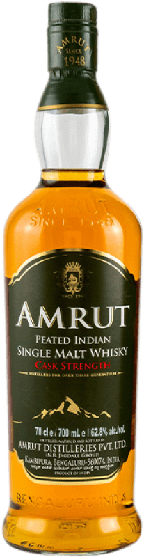 69,95 € Spedizione Gratuita | Whisky Single Malt Amrut Indian Peated Oak Strength India Bottiglia 70 cl