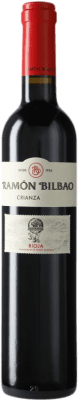 8,95 € Envio grátis | Vinho tinto Ramón Bilbao Crianza D.O.Ca. Rioja La Rioja Espanha Tempranillo Garrafa Medium 50 cl