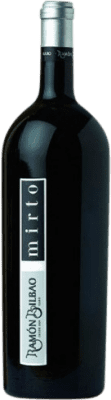 108,95 € Spedizione Gratuita | Vino rosso Ramón Bilbao Mirto D.O.Ca. Rioja La Rioja Spagna Tempranillo Bottiglia Magnum 1,5 L