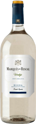 23,95 € 免费送货 | 白酒 Marqués de Riscal 年轻的 D.O. Rueda 卡斯蒂利亚莱昂 西班牙 Verdejo 瓶子 Magnum 1,5 L