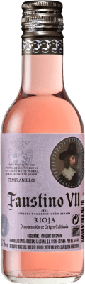 2,95 € Бесплатная доставка | Розовое вино Faustino VII молодое D.O.Ca. Rioja Ла-Риоха Испания Tempranillo — Темпранильо, Garnacha — Гренаш Мини-бутылка 18 cl