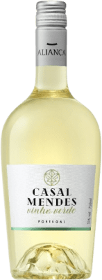 6,95 € Spedizione Gratuita | Vino bianco Alianca Vinhos Casal Mendes Giovane I.G. Portogallo Portogallo Loureiro, Treixadura, Arinto, Azal Bottiglia 75 cl