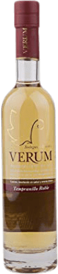 16,95 € Envio grátis | Aguardente Orujo Verum Espanha Tempranillo Garrafa Terço 35 cl