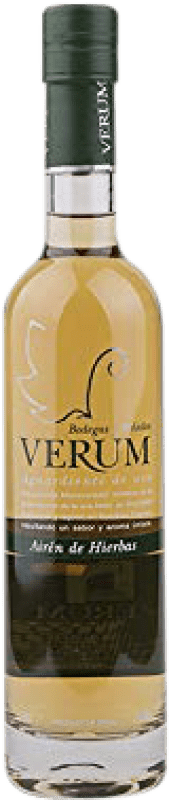 11,95 € Бесплатная доставка | Травяной ликер Verum Aguardiente Испания Airén треть литровая бутылка 35 cl