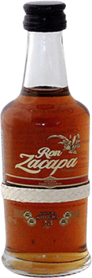 7,95 € Бесплатная доставка | Ром Zacapa Centenario Гватемала 23 Лет миниатюрная бутылка 5 cl