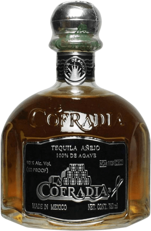 46,95 € 免费送货 | 龙舌兰 La Cofradía. Añejo 墨西哥 瓶子 70 cl