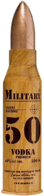 25,95 € 送料無料 | ウォッカ Military 50 ポーランド ミディアムボトル 50 cl