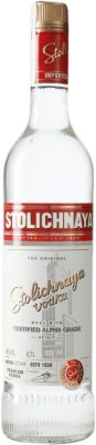 14,95 € 免费送货 | 伏特加 Stolichnaya 俄罗斯联邦 瓶子 70 cl