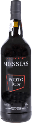 13,95 € Spedizione Gratuita | Vino Liquoroso Messias Ruby I.G. Porto porto Portogallo Tempranillo, Touriga Franca, Touriga Nacional, Tinta Amarela, Tinta Cão, Tinta Barroca 1 L