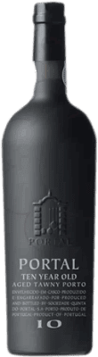 24,95 € Envío gratis | Vino Generoso Fortificado Quinta do Portal I.G. Porto Oporto Portugal Tempranillo, Touriga Franca, Touriga Nacional, Tinta Barroca 10 Años 75 cl