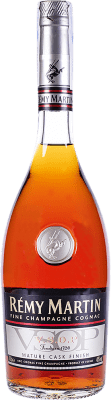 48,95 € Spedizione Gratuita | Cognac Rémy Martin Very Superior Old Pale VSOP A.O.C. Cognac Francia Bottiglia 70 cl