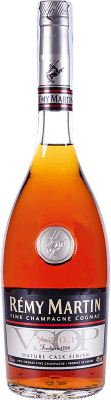 59,95 € Spedizione Gratuita | Cognac Rémy Martin Very Superior Old Pale VSOP A.O.C. Cognac Francia Bottiglia 70 cl