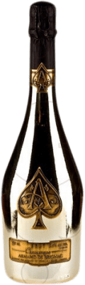 356,95 € Бесплатная доставка | Белое игристое Armand de Brignac брют Гранд Резерв A.O.C. Champagne шампанское Франция Pinot Black, Chardonnay, Pinot Meunier бутылка 75 cl