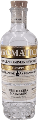 22,95 € Envio grátis | Aguardente Grappa Marzadro Aromatica Gewürztraminer & Moscato Itália Garrafa Medium 50 cl