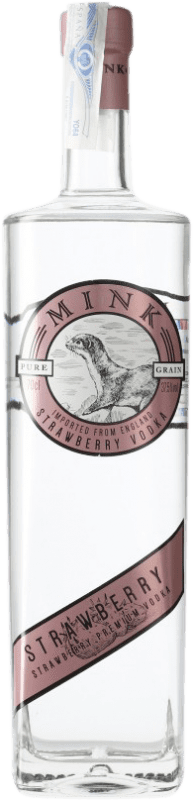 22,95 € Envio grátis | Vodka Caballero Mink Premium Reino Unido 70 cl Strawberry — Morango