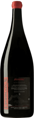 133,95 € Spedizione Gratuita | Vino rosso Frank Cornelissen Munjebel I.G.T. Terre Siciliane Sicilia Italia Nerello Mascalese Bottiglia Magnum 1,5 L