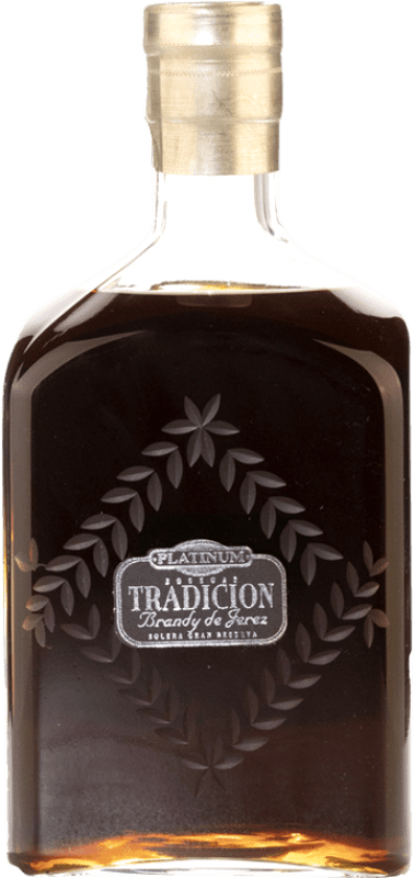 407,95 € Envio grátis | Brandy Conhaque Tradición Solera Viejísimo Grande Reserva D.O. Jerez-Xérès-Sherry Andaluzia Espanha Garrafa 70 cl