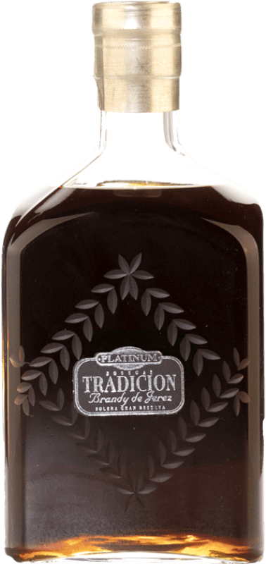 407,95 € Бесплатная доставка | Бренди Tradición Viejísimo Solera — Солера Гран Резерва D.O. Jerez-Xérès-Sherry Андалусия Испания Бутылка 70 cl