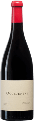 253,95 € Бесплатная доставка | Красное вино Occidental-Kistler SWK Vineyard I.G. Sonoma Coast Калифорния Соединенные Штаты Pinot Black бутылка 75 cl