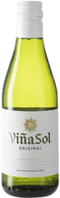 2,95 € Envio grátis | Vinho Branco Torres Viña Sol D.O. Penedès Catalunha Espanha Parellada Garrafinha 18 cl
