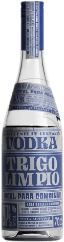 16,95 € Envío gratis | Vodka Trigo Limpio España Botella 70 cl