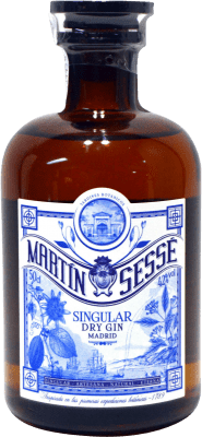 31,95 € Envio grátis | Gin Singular Artesanos Martín Sesse Gin Espanha Garrafa Medium 50 cl