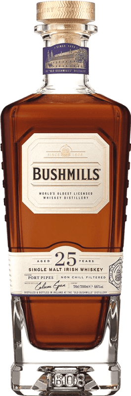 1 009,95 € Envio grátis | Whisky Single Malt Bushmills Irlanda 25 Anos 70 cl